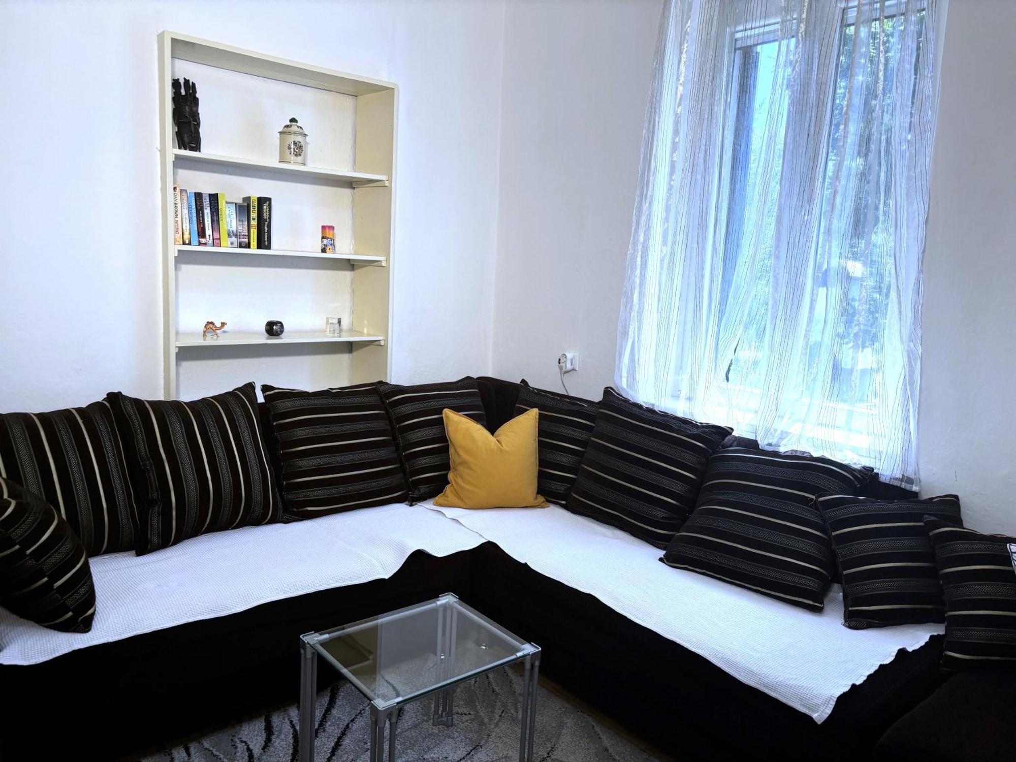 Authentic Dalmatian House Apartamento Kaštela Exterior foto