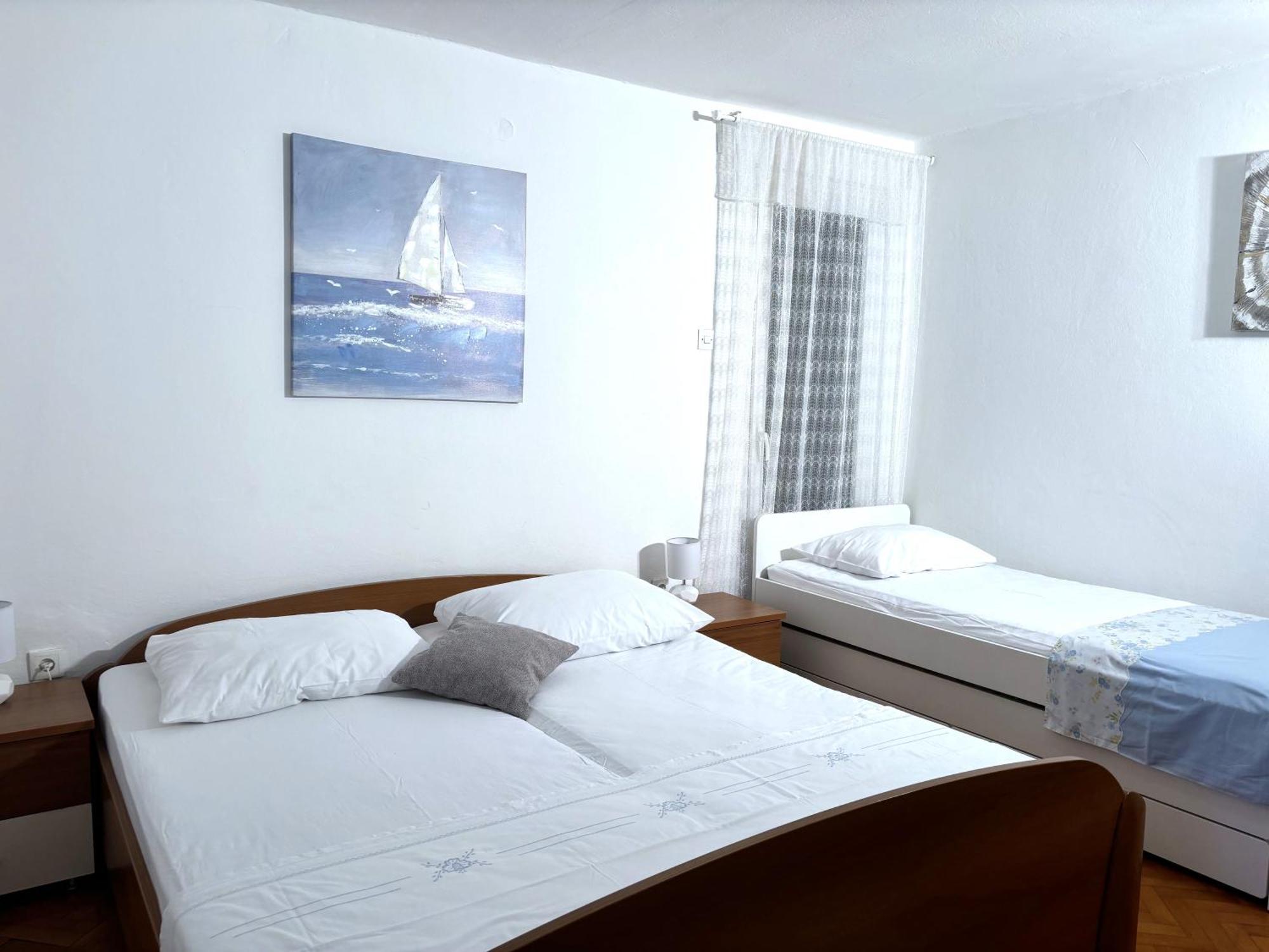 Authentic Dalmatian House Apartamento Kaštela Exterior foto