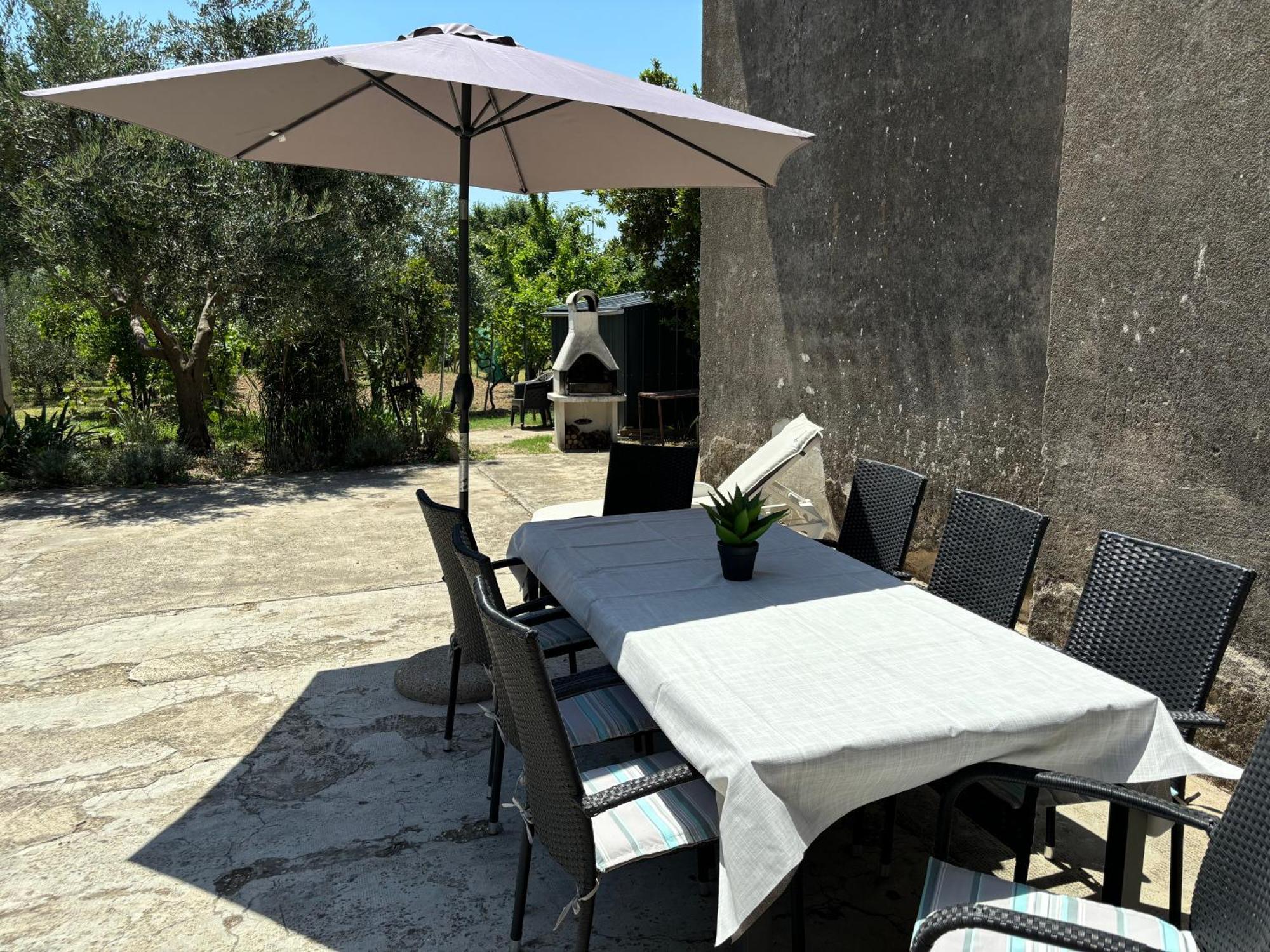 Authentic Dalmatian House Apartamento Kaštela Exterior foto